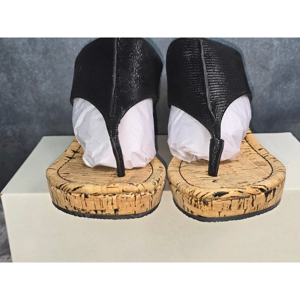 NWB Donald Pliner Gil85x Wedge Slip on‎ Black Lizard Suede Thong Womens 12M